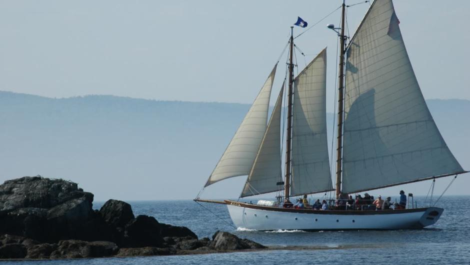 Schooner Olad Sailing in Camden Maine